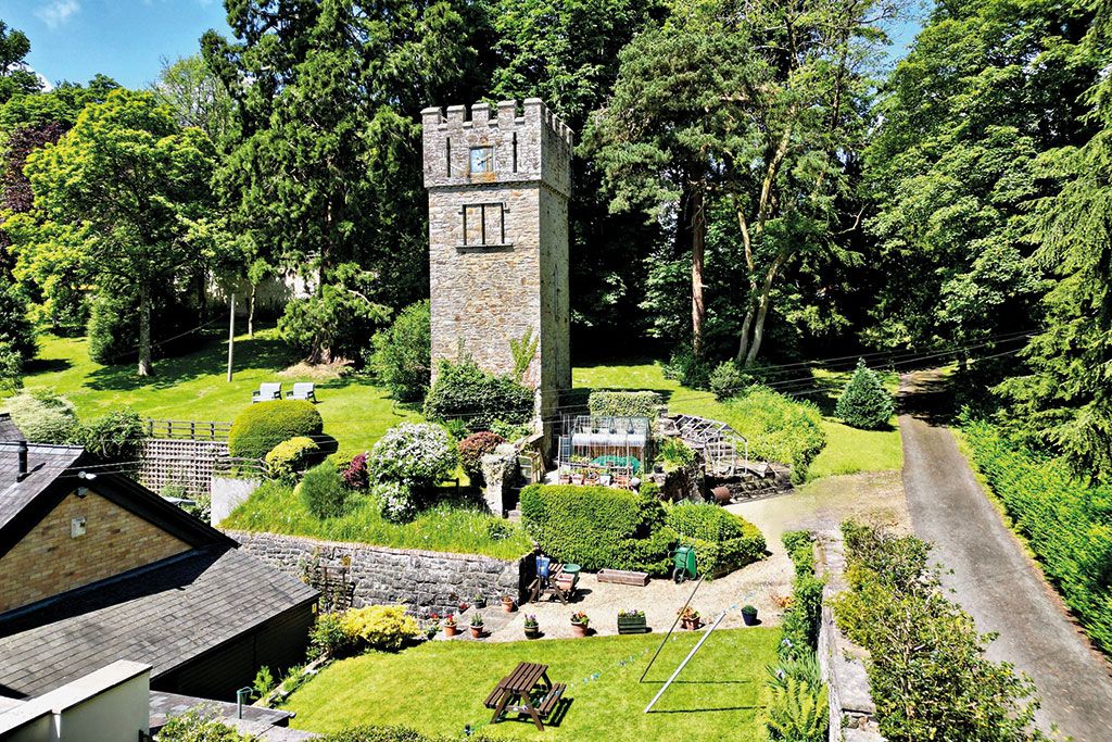 Properties for sale for around &pound;1 million &ndash; Penybont Hall, Llandrindod, Wells, Powys