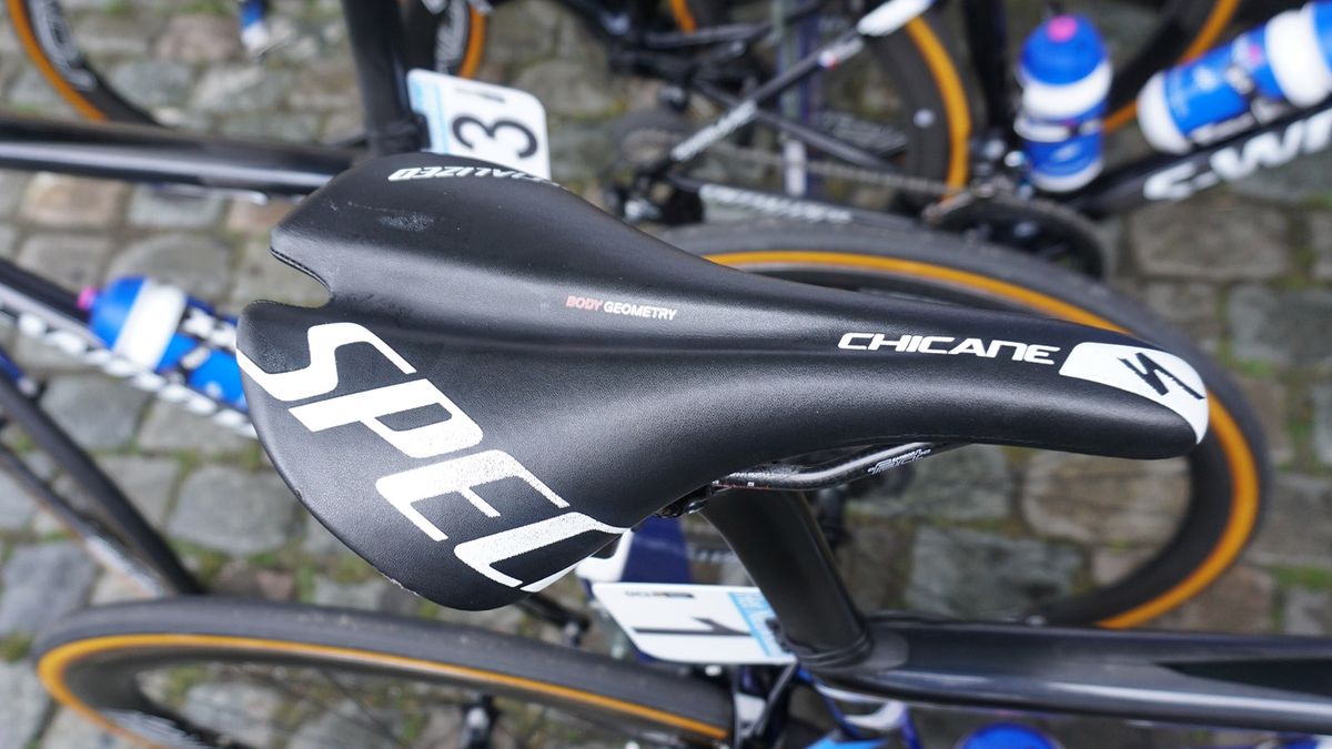 Philippe Gilbert uses a relatively old Specialized Chicane saddle