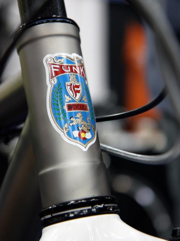 Yep, you guessed it - another 44mm head tube.