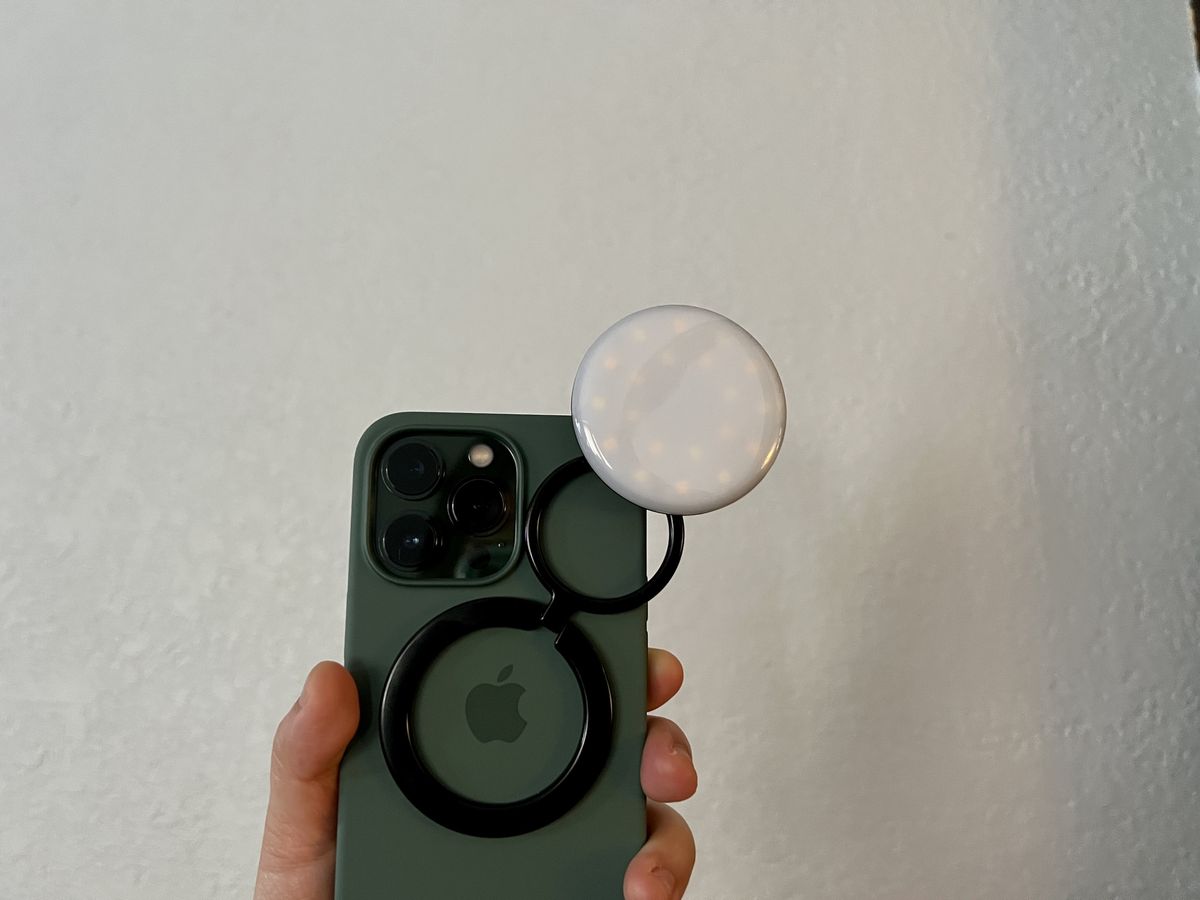 Sonix Maglink Pop Up Selfie Light Rear