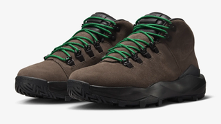 Nike Cygnal hiking boots in brown with green laces