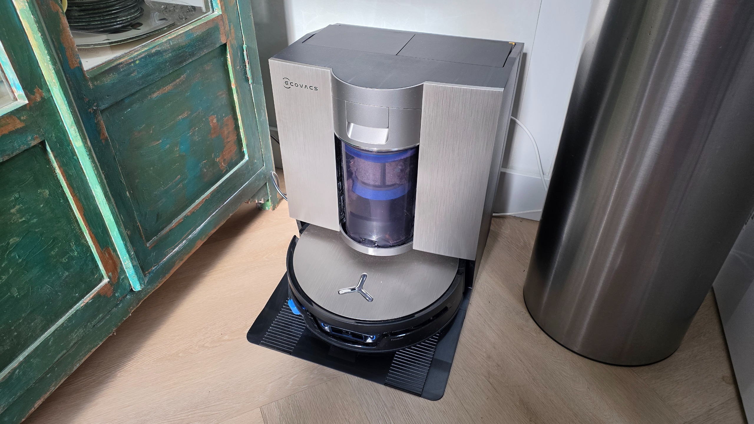 ECOVACS DEEBOT X12S OmniCyclone