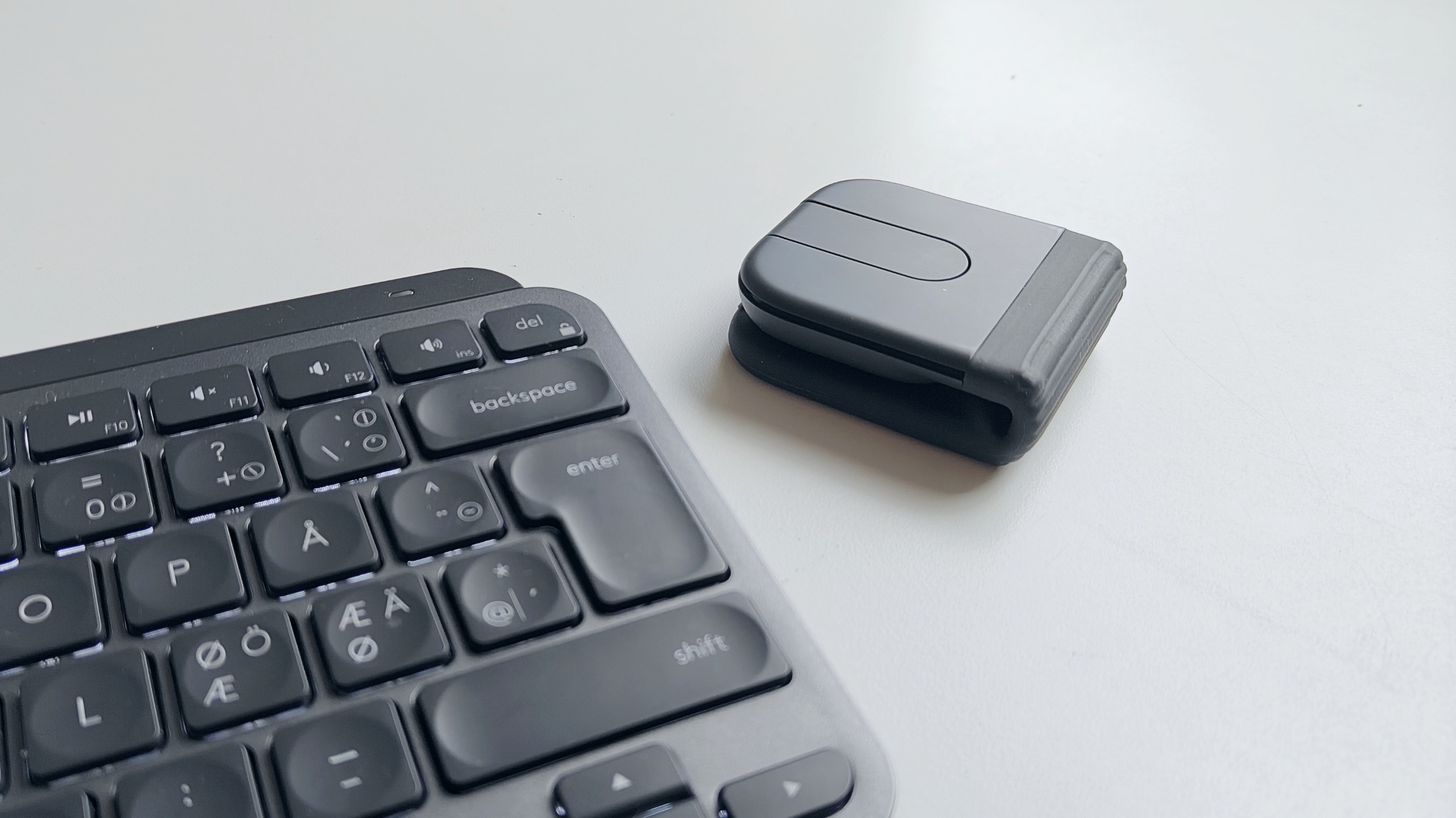Logitech Mobi Fold 