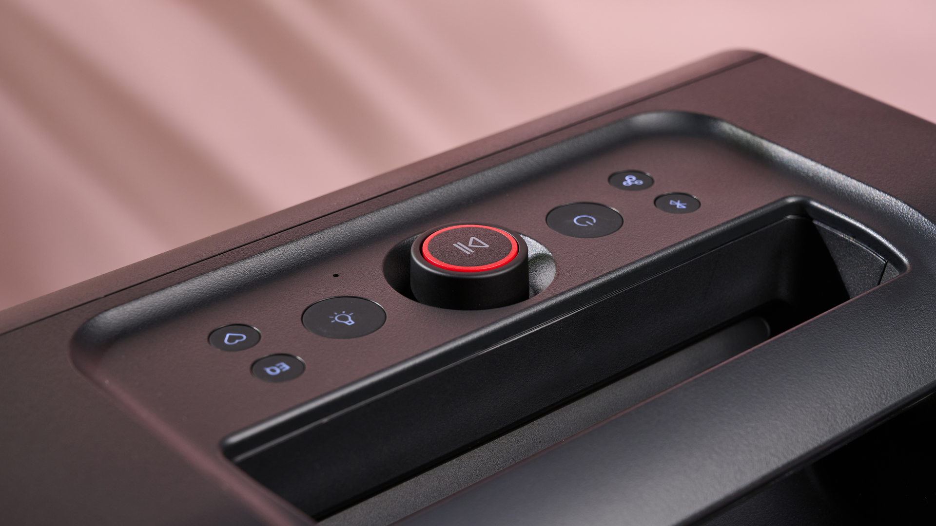 Button controls on top of the LG xboom Stage 301
