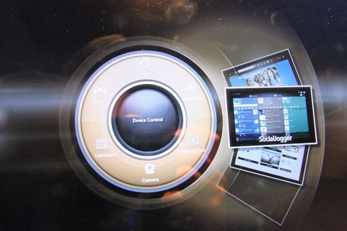 A close up of the Acer Iconia Tab W500's Ring user interface