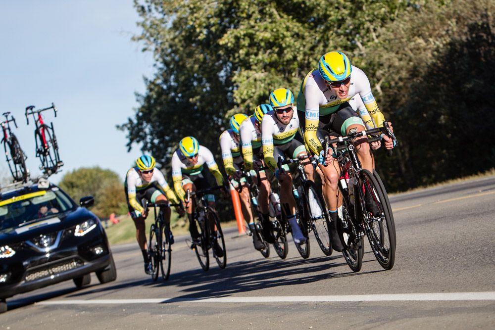 Team SmartStop heading back in for the finish