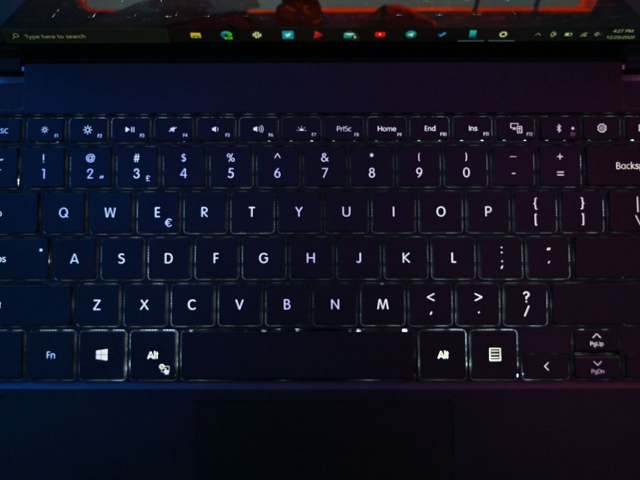 Brydge Surface Pro X