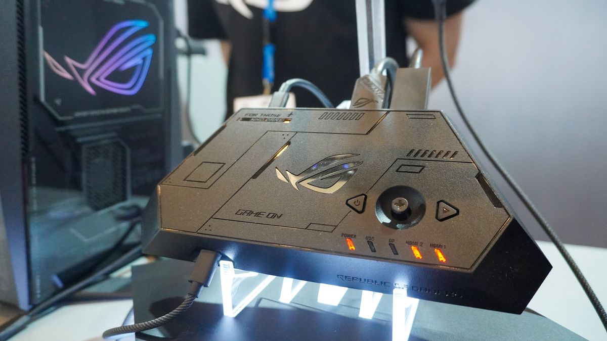 Asus ROG Xreal R1 AR Glasses