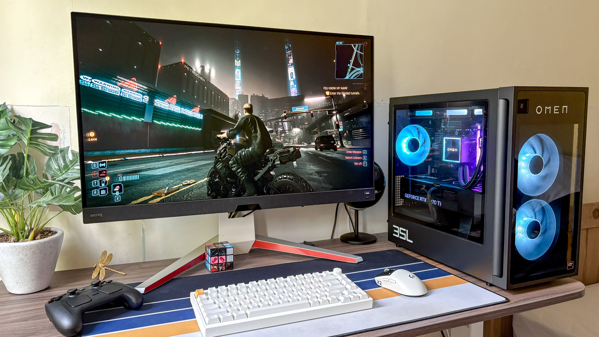 HP Omen 35L Gaming PC on desk