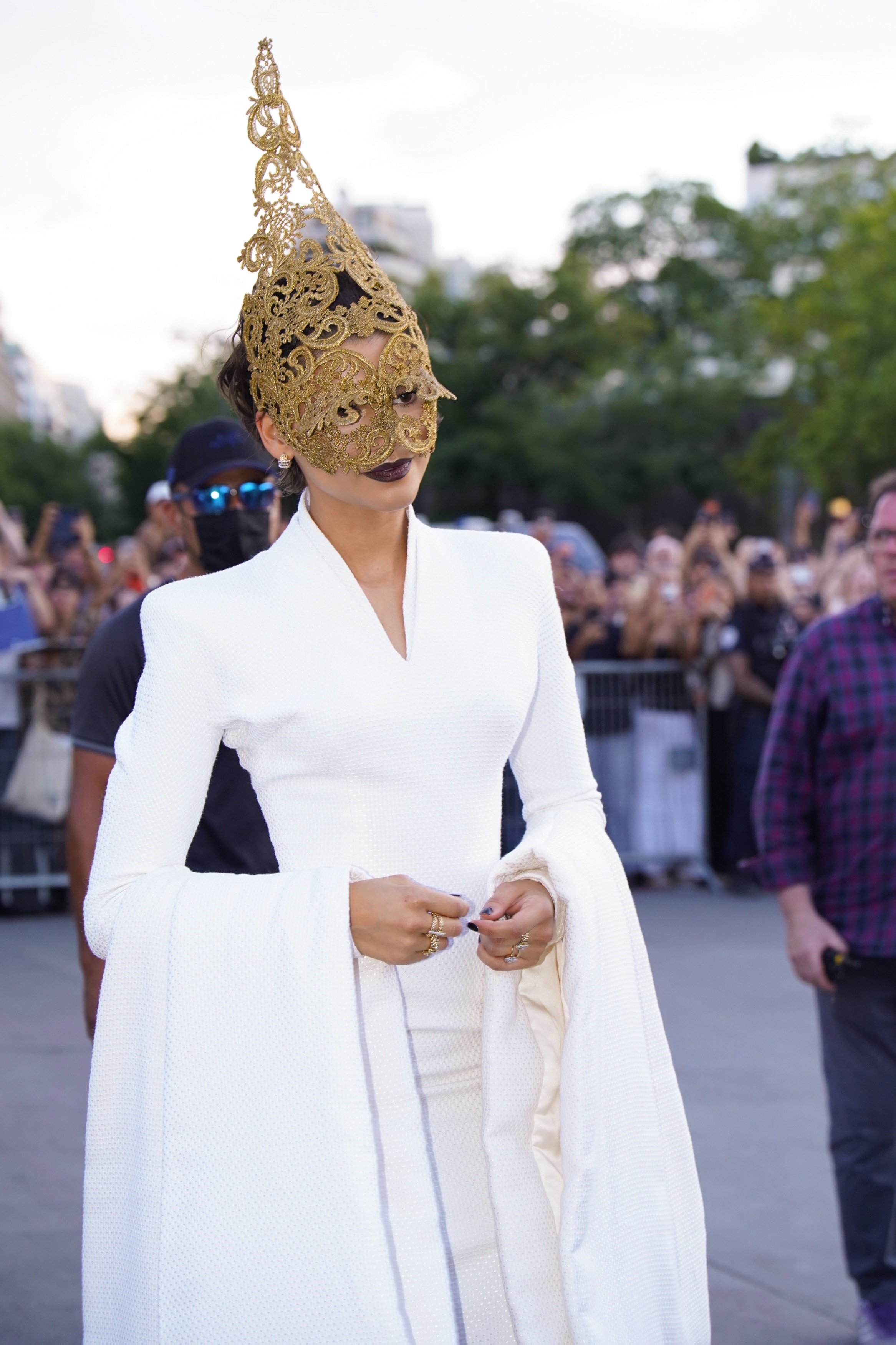 Zendaya arrived at The Odyssey Paris premiere in a vintage dress and a McQueen x Philip Treacy mask