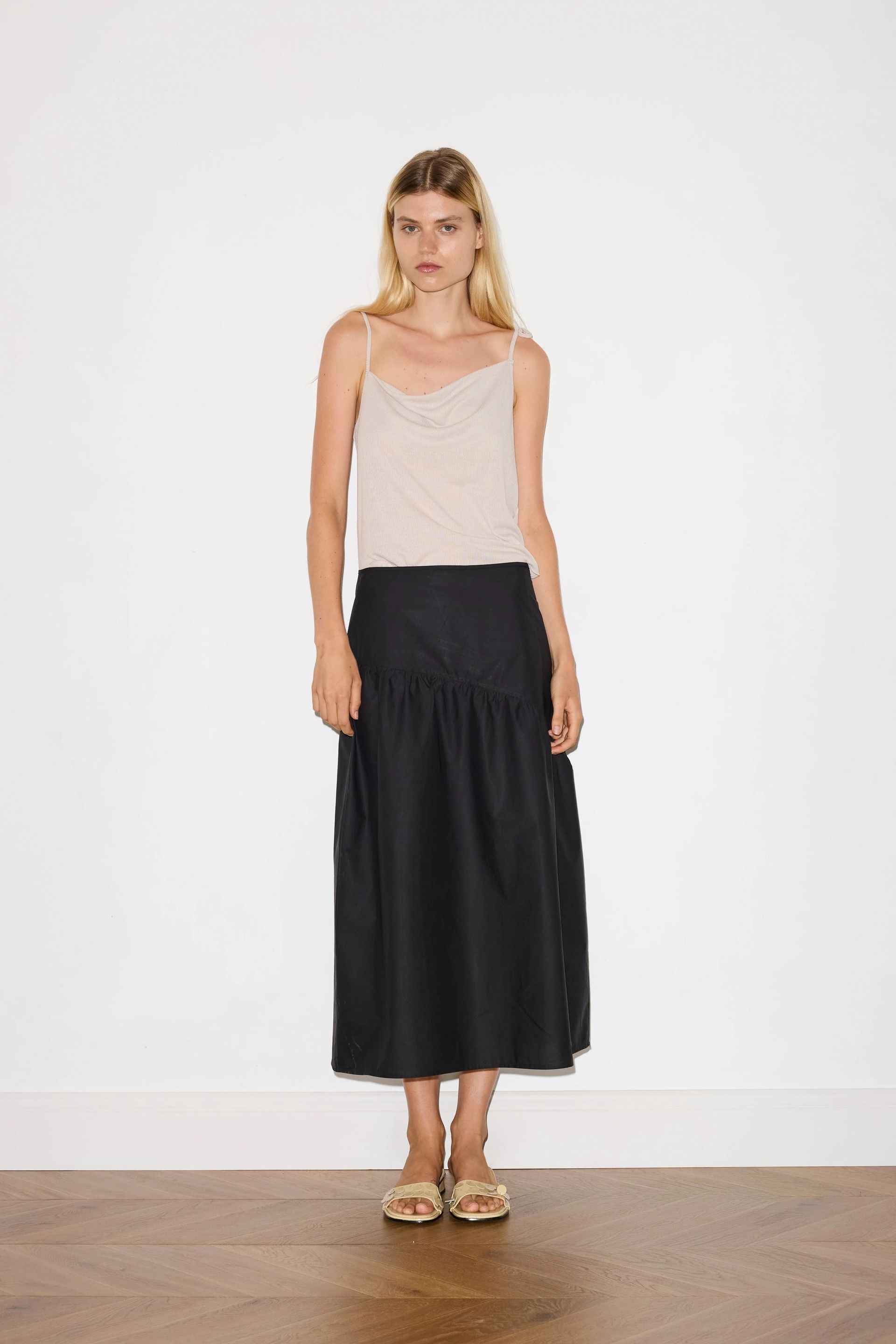 0, Angle Skirt - Black