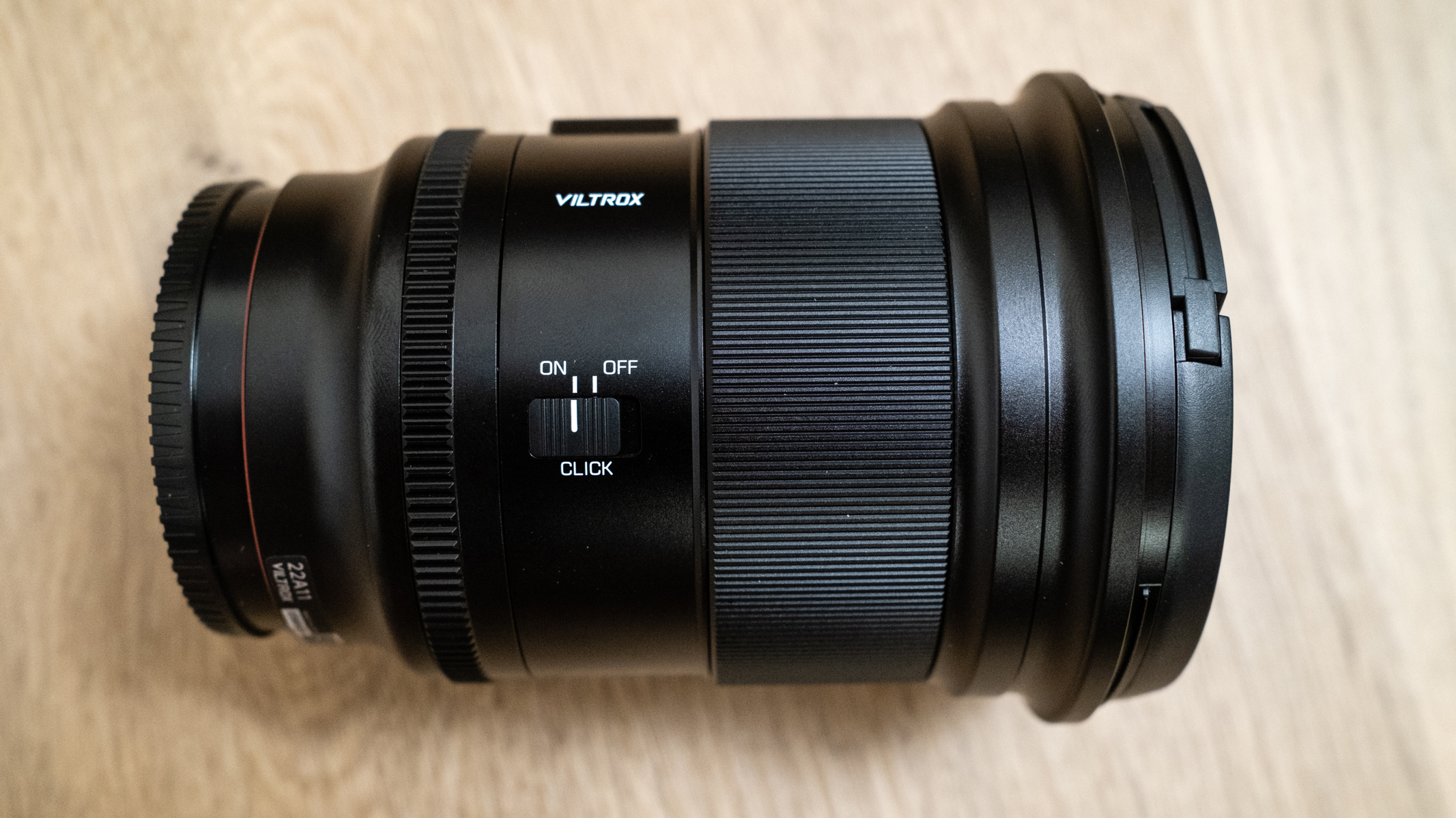 Viltrox AF 16mm f/1.8 FE side view showing controls