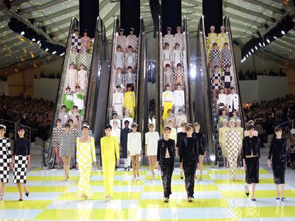 Louis Vuitton Fashion Shows: The Best Ever Moments Archive | Marie ...