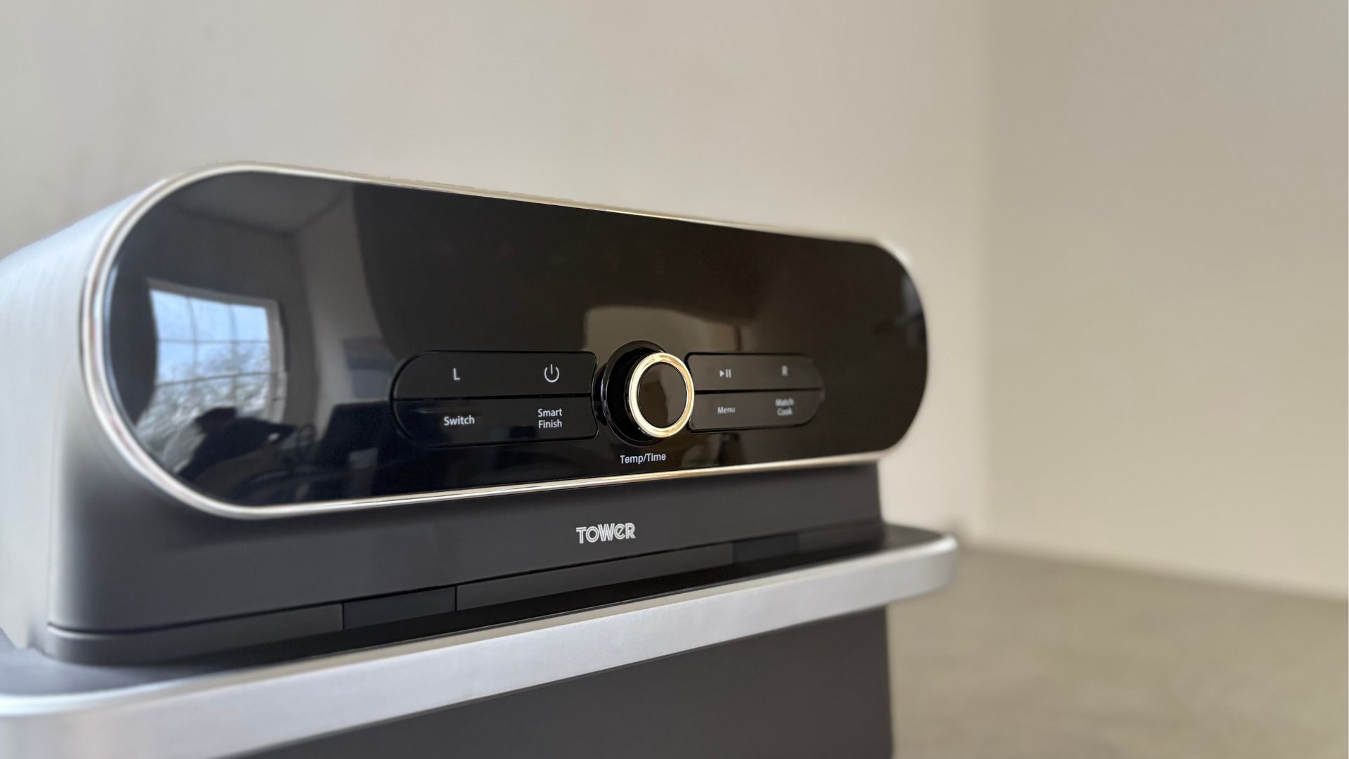 Testing the Tower Elite Flexi Drawer Air Fryer in our test kitchen