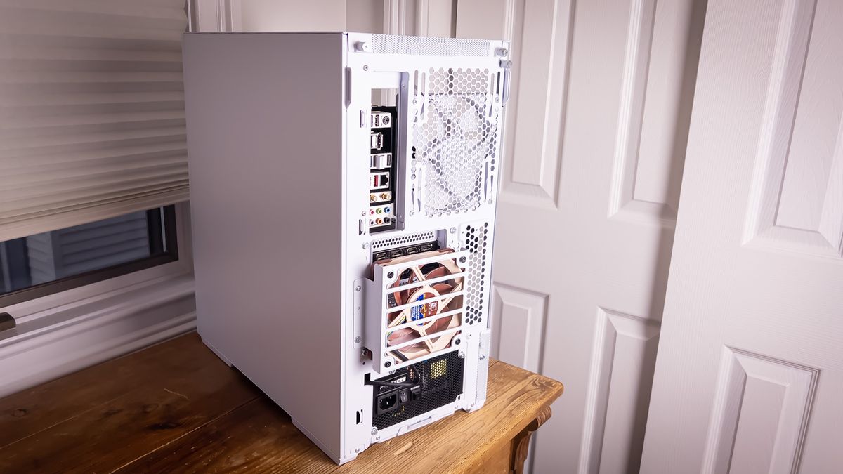 Lian Li Lancool 216 case
