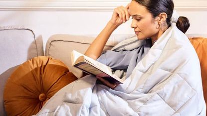 Types of weighted blanket fillings, sleep & wellness tips
