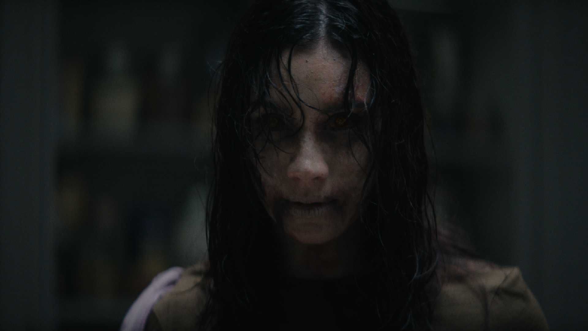 Luciane Buchanan as Thya in Evil Dead Burn