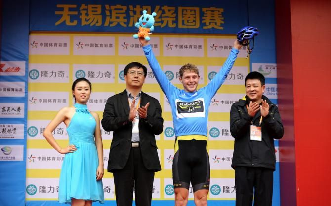Jesse Kerrison (Budget Forklifts) in the blue jersey as best young rider