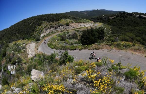 The long climb up the base of Los Pinos Mountain