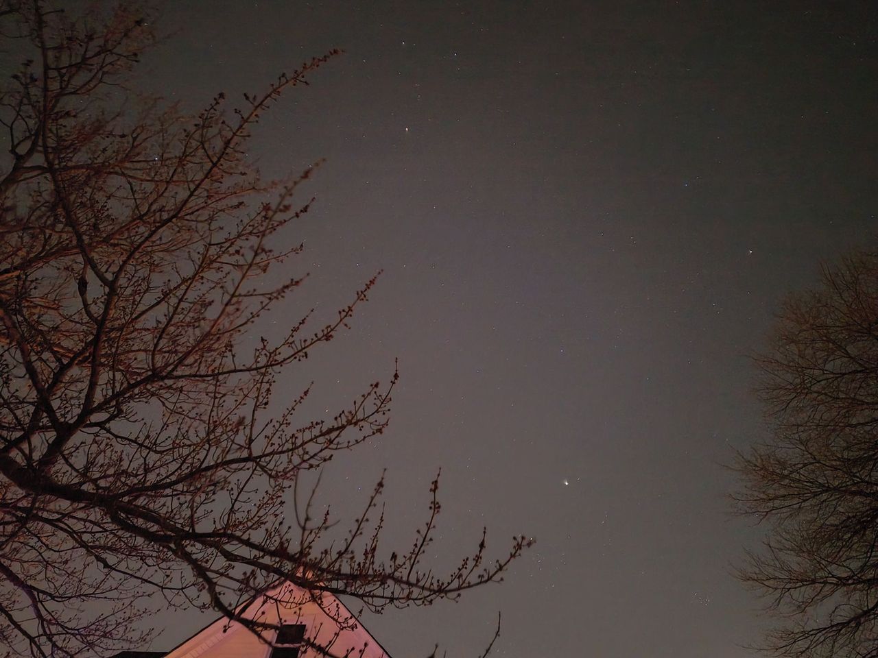 Nothing Phone 3a Pro astrophotography sample in night mode and on tripod.