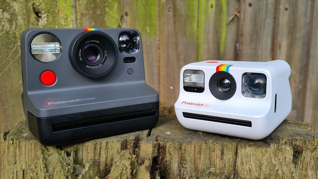 Polaroid Now vs Polaroid Go instant cameras