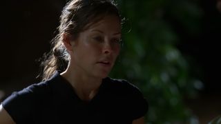 Evangeline Lilly as Kate in Lost, in close up