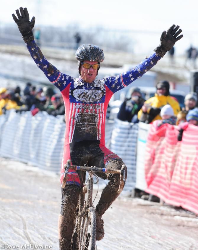 Don Myrah (USA) winning the 45-49 world championship