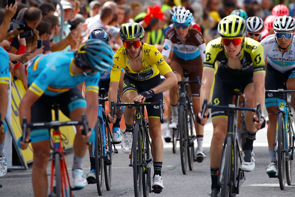 Adam Yates finishes stage 6 at Dauphine safely in the bunch