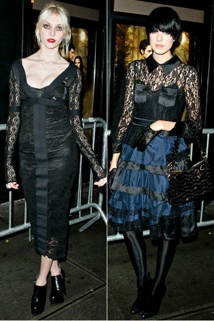 Agyness Deyn and Taylor Momsen - Twilight: New Moon premiere