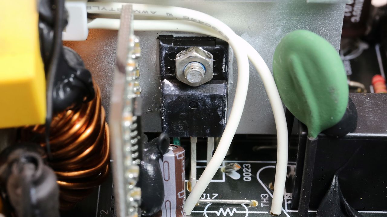 EVGA SuperNOVA 750 GT