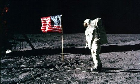 Did Neil Armstrong bring moon rocks back from his Apollo 11 mission and then gift one to a co-worker? That&amp;#039;s what the co-worker&amp;#039;s wife claimed, after being busted for trying to sell the lunar