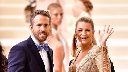 Blake Lively and Ryan Reynolds love their cardboard cutout of on Make a  GIF