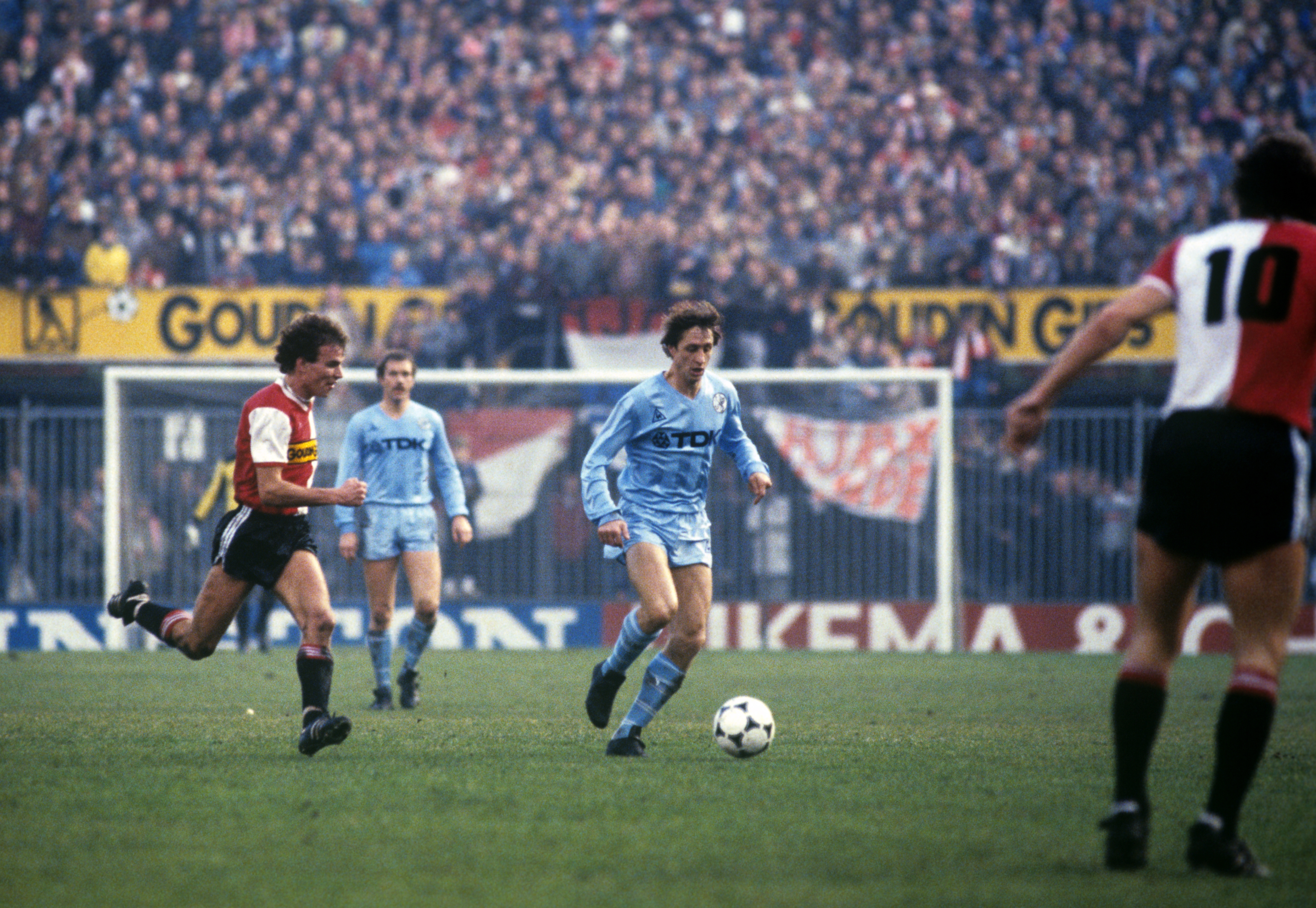 Johan Cruyff in action for Ajax against Feyenoord in November 1982.