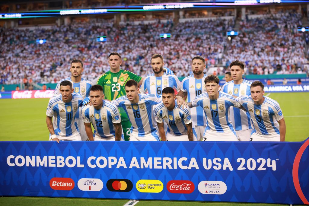 Argentina Copa America 2024 squad Players of Argentina pose for a team photo prior to the CONMEBOL Copa America 2024 Group A match between Argentina and Peru at Hard Rock Stadium on June 29, 2024 in Miami Gardens, Florida. (Photo by Hector Vivas/Getty Images)