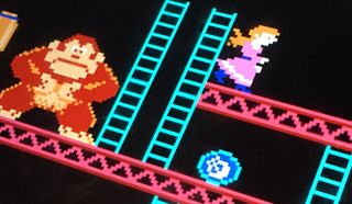 Donkey Kong (1980) screenshot, showing DK and Pauline