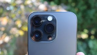 Módulo de cámaras del iPhone 14 Pro de Apple