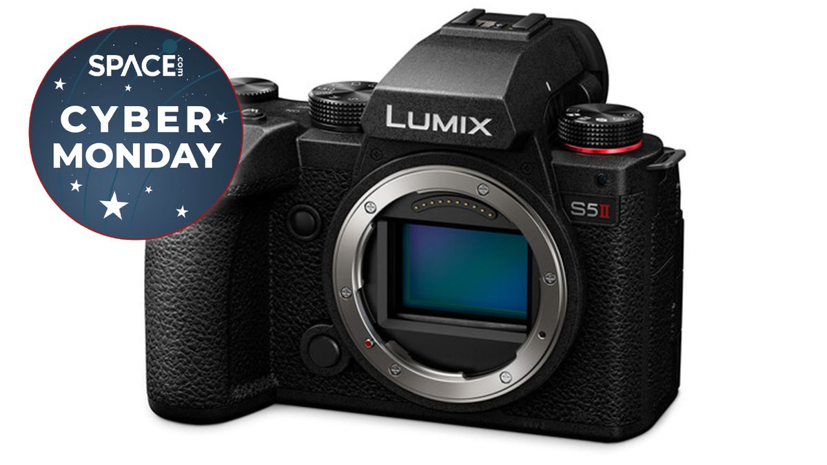 This $300 Panasonic Lumix S5 II saving could be one of the last Cyber  Monday camera deals