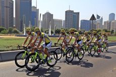 tour de france water bottle rules