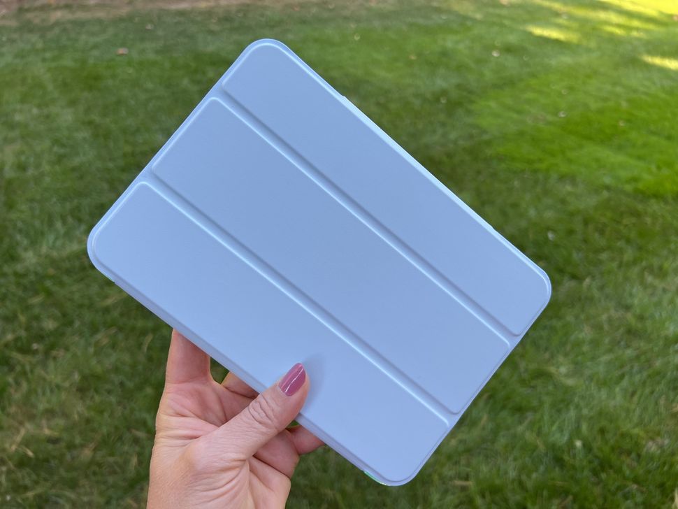 ESR Ultra Slim Trifold iPad mini 6 Case review Smart, lightweight