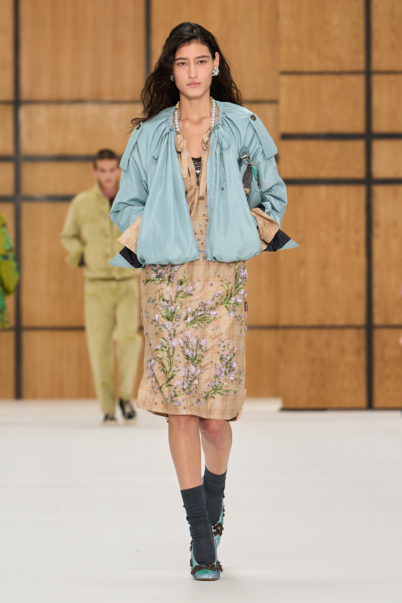 a model walks the spring/summer 2027 burberry runway.