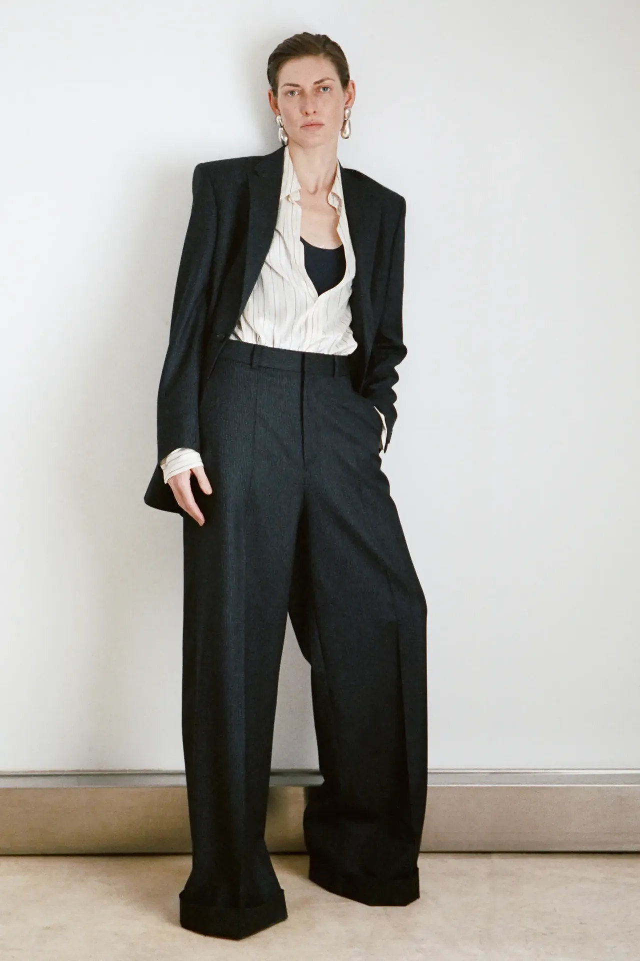 BLE20.womenswear_corp_core.FW25_PETAPETROV_LOOK_05