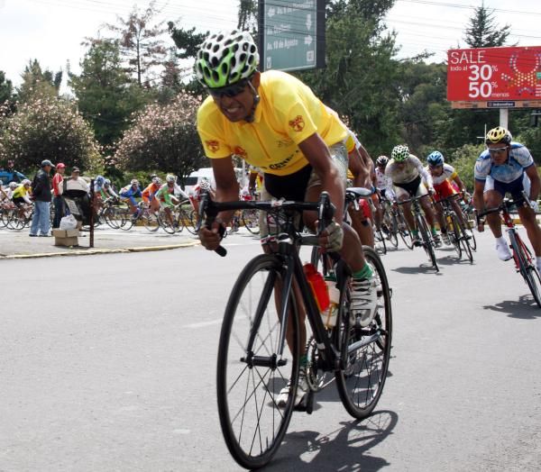 Fernando Camargo finished safely to claim the overall win.