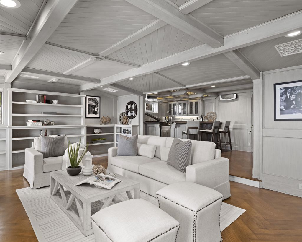 Interior design tips from Bette Davis' home in Laguna Beach Livingetc