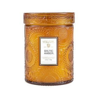 Voluspa Baltic Amber, Small Candle Jar, 5.5 Oz, 50 Hour Burn Time, All Natural Wicks and Coconut Wax for Clean Burning, Vegan, Poured in the Usa