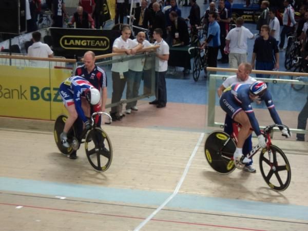 Jason Kenny (Great Britain) faced Kevin Sireau (France) in the sprint semi-final.