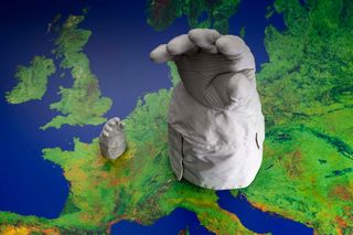 3D-Printed Replicas of Hans Schlegel's EVA Glove
