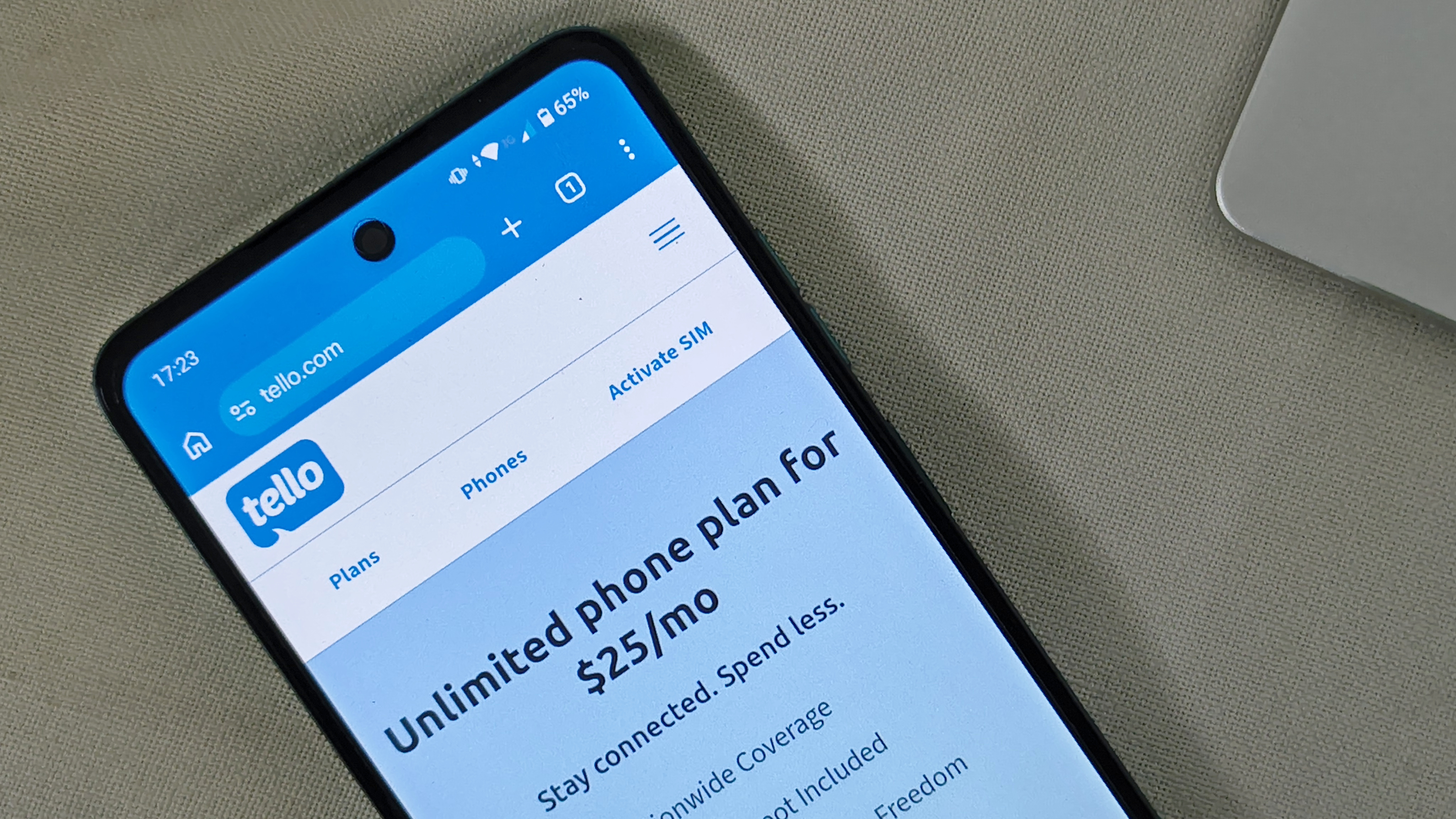 tello homepage on smartphone browser lifestyle image
