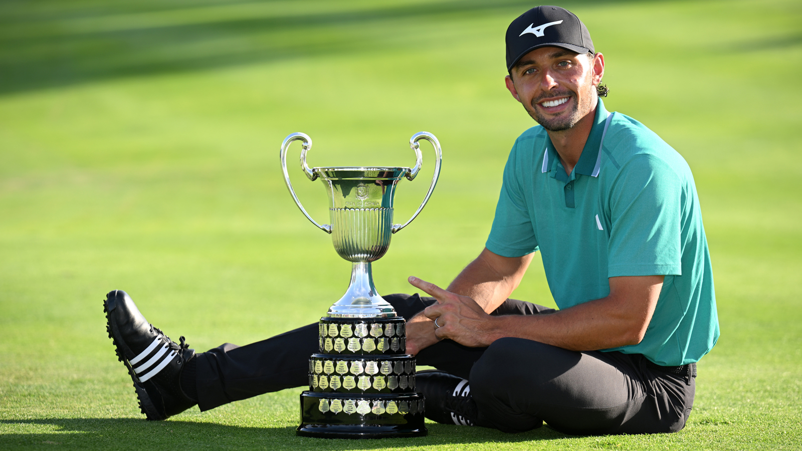 Marco Penge poses with the Open de Espana trophy