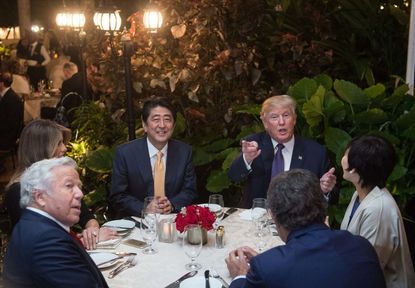 The Trumps and Abes dine at the Mar-a-Lago