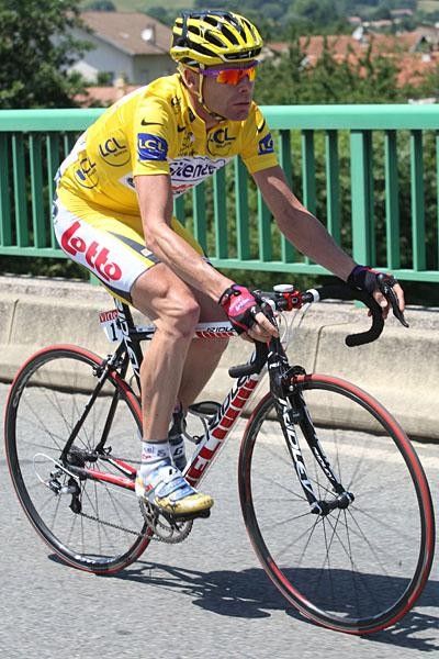 Cadel Evans enjoyed a relatively calm day in the yellow jersey.